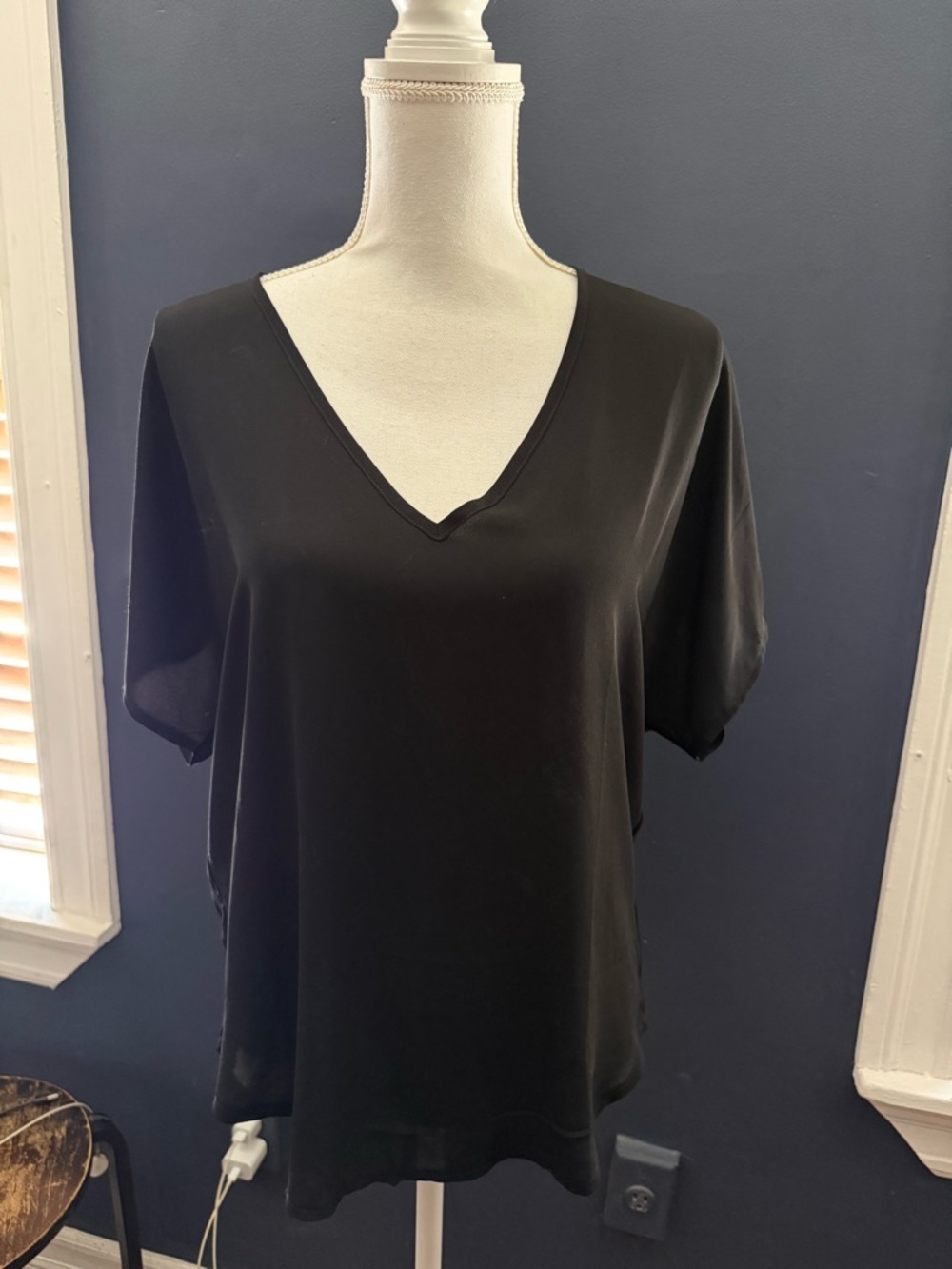 Mystique Boutique Black V-Neck Short Sleeve Top
